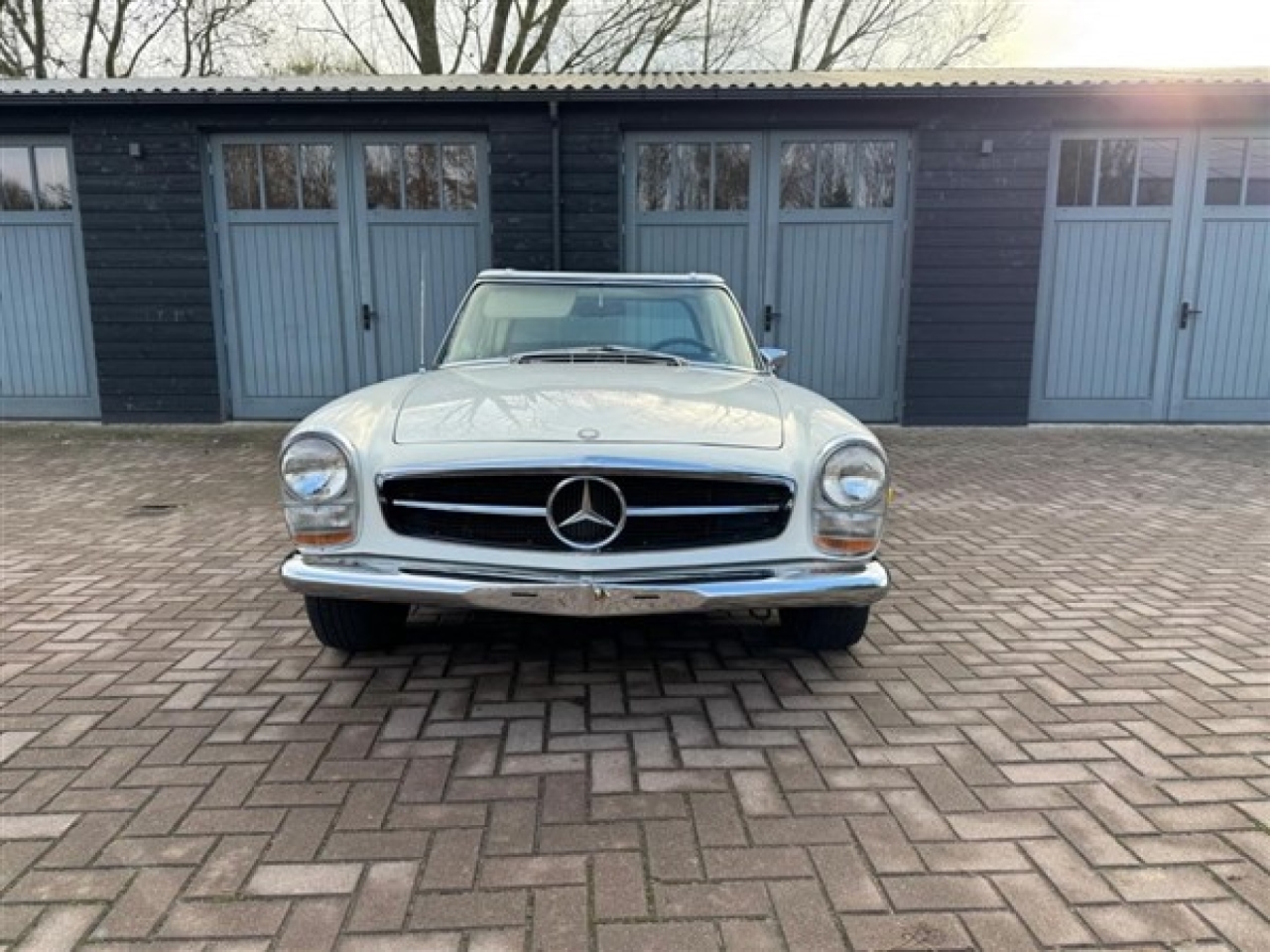 1968 Mercedes-Benz SL 250 Pagoda