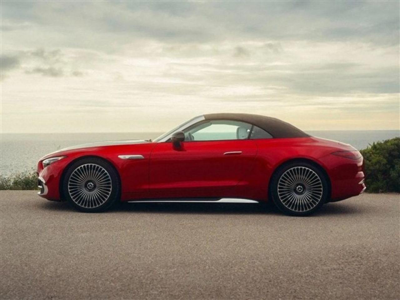 2025 Mercedes-Benz Maybach SL