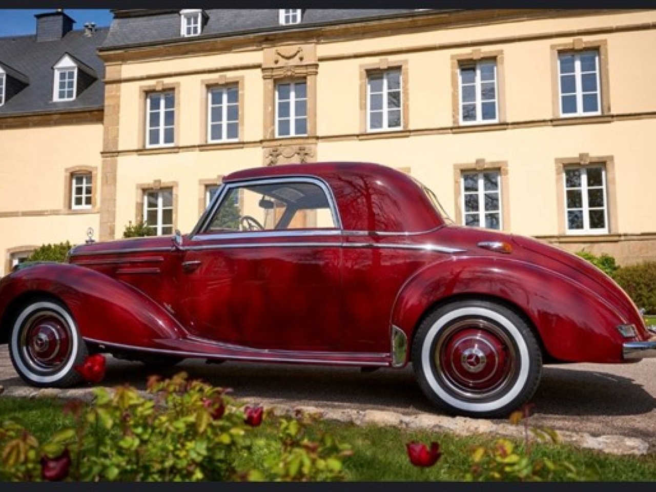 Mercedes-Benz 220 W187 Coupe