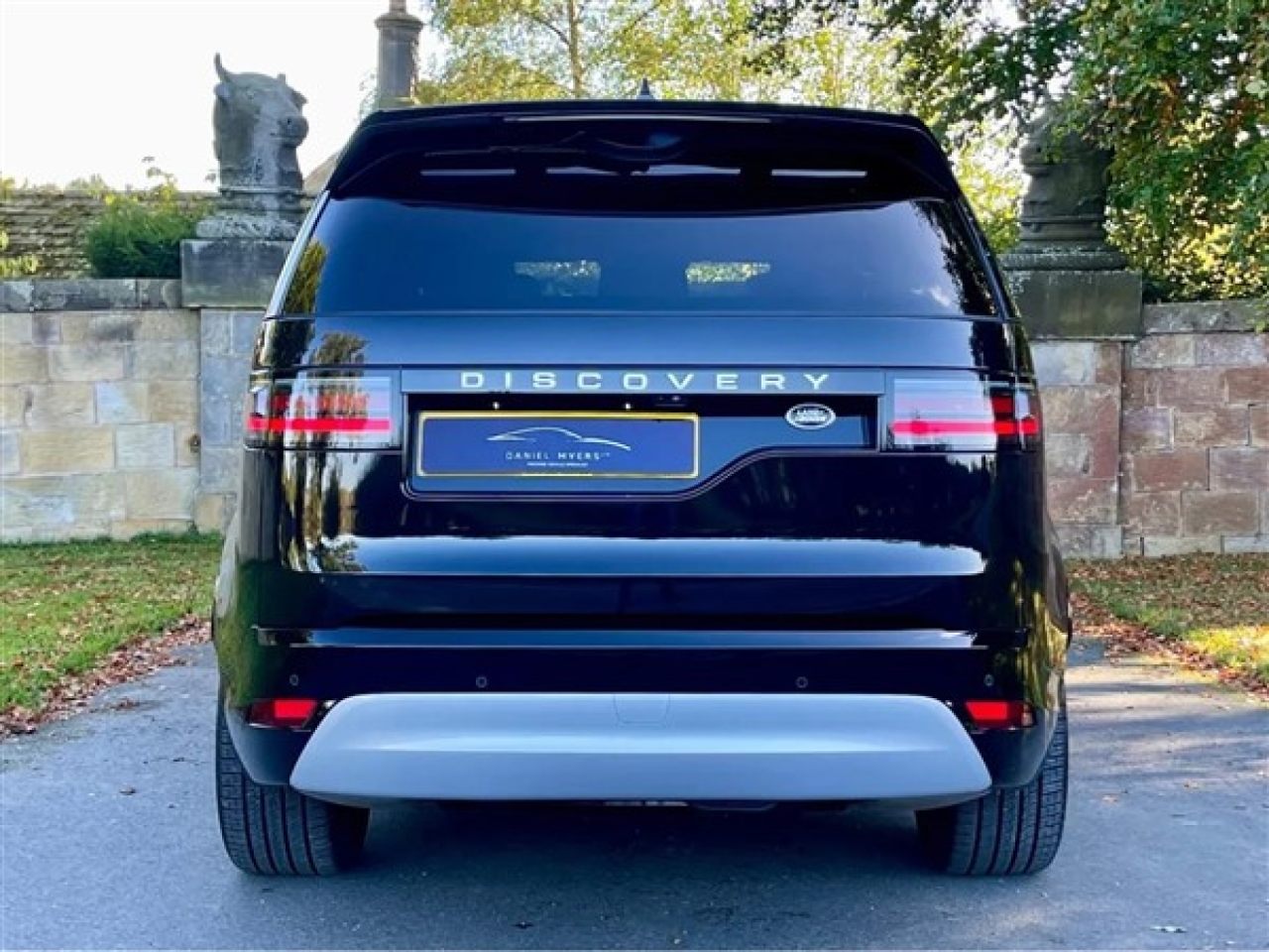 2025 Land Rover Discovery