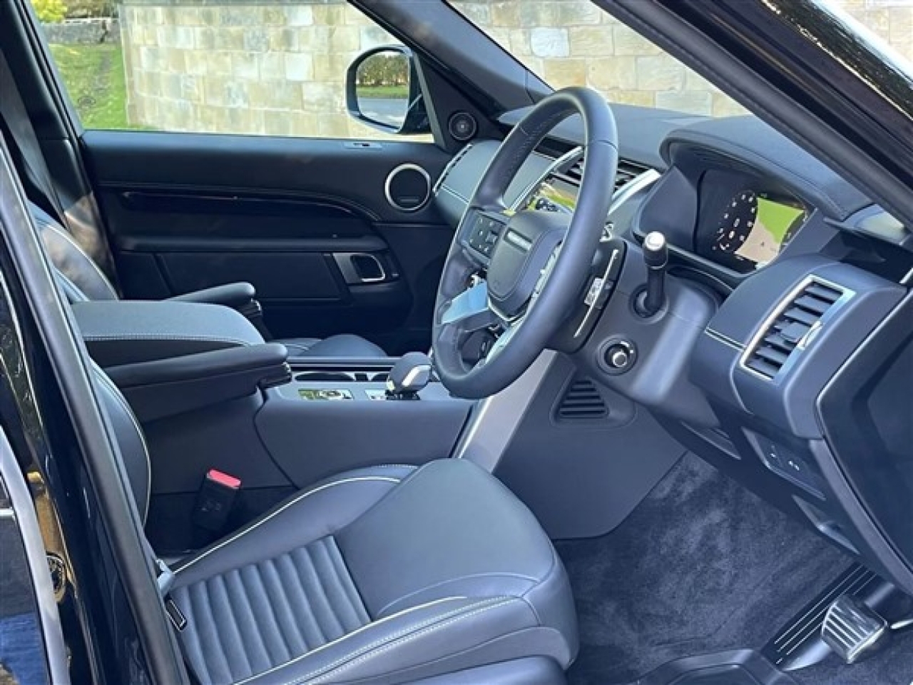 2025 Land Rover Discovery