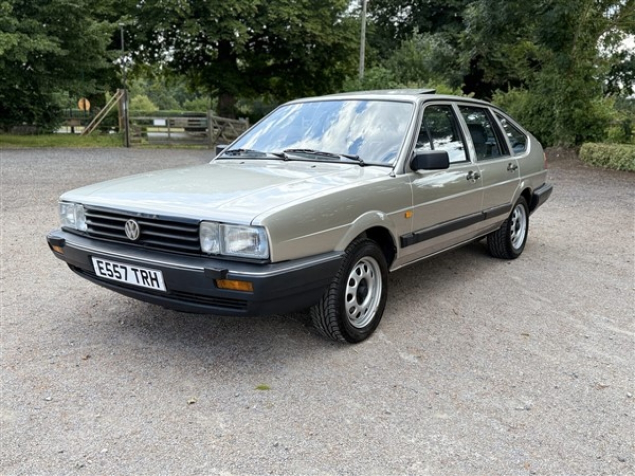 1988 Volkswagen Passat B2 GL5 Hatchback