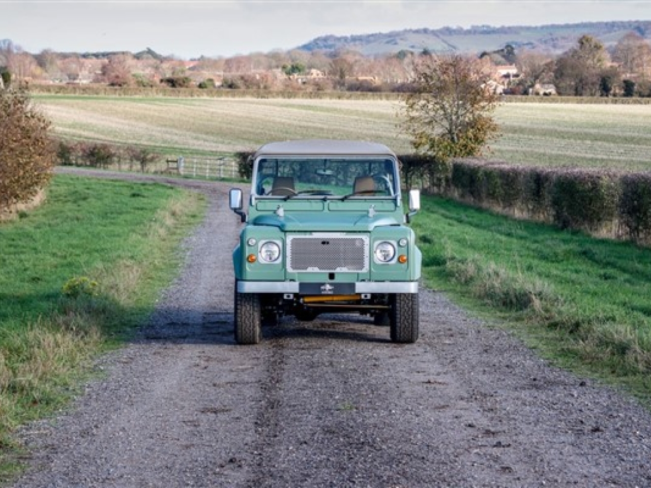 1985 Land Rover C4 90 Heritage 'Hue' Tribute