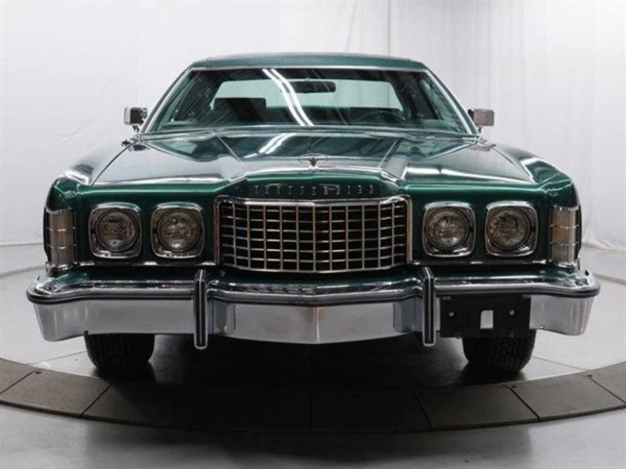 1976 Ford Thunderbird