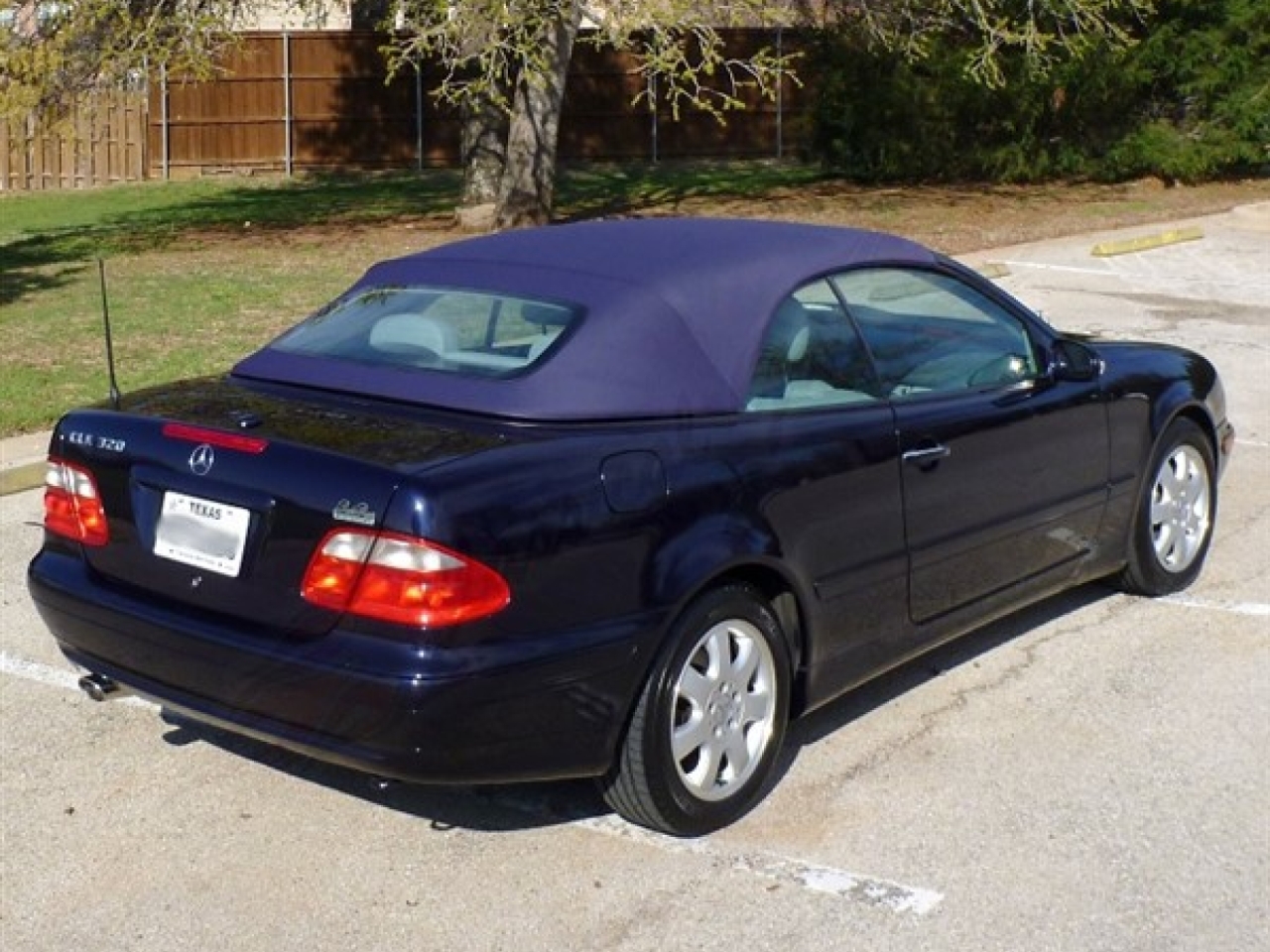 2003 Mercedes-Benz CLK320