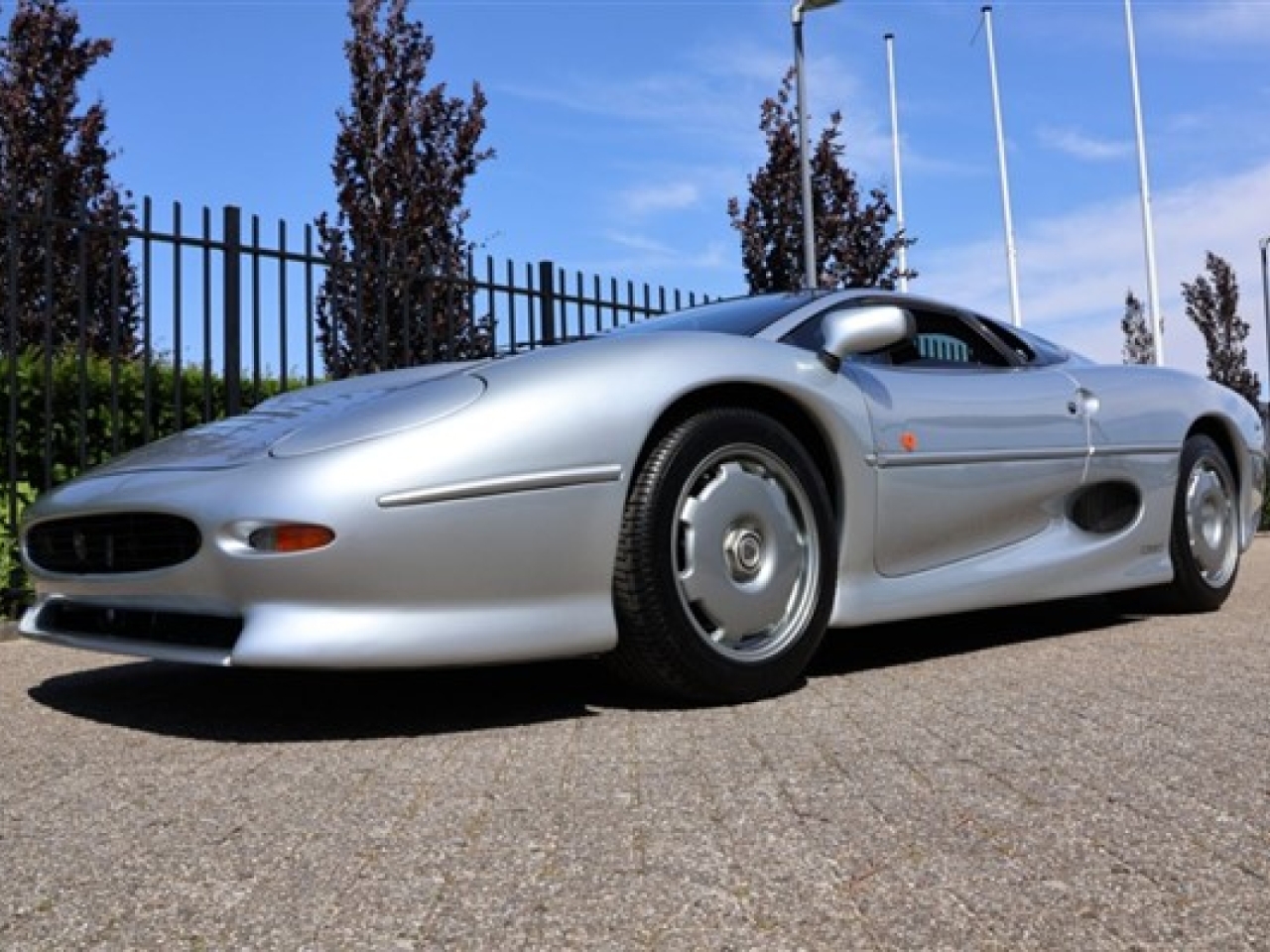 1993 Jaguar XJ220