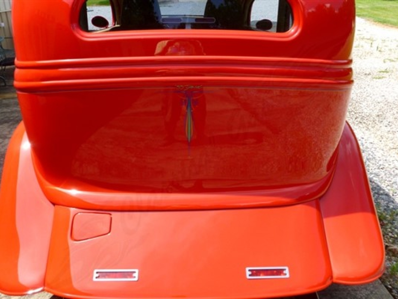 1933 Ford Custom Sedan