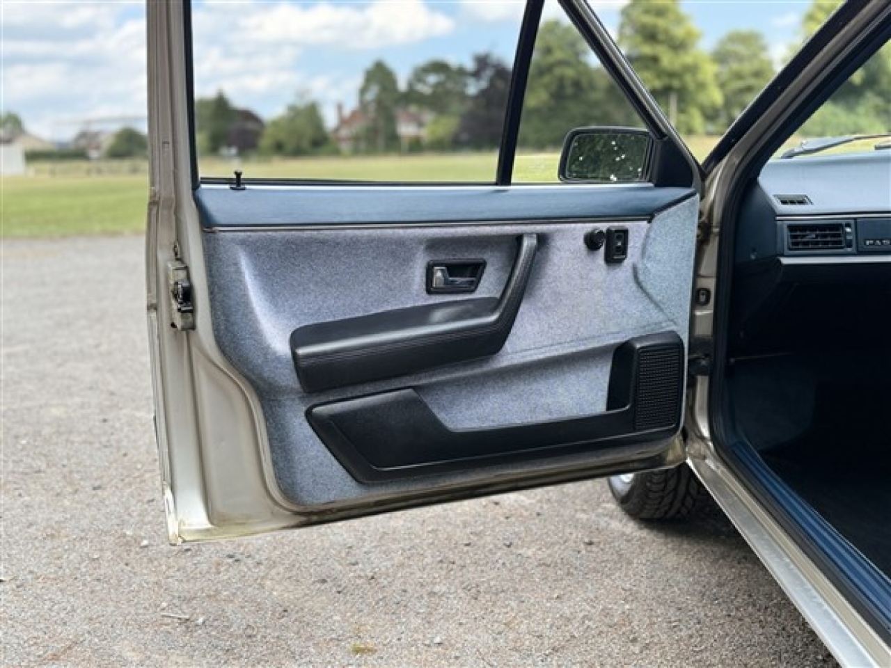 1988 Volkswagen Passat B2 GL5 Hatchback