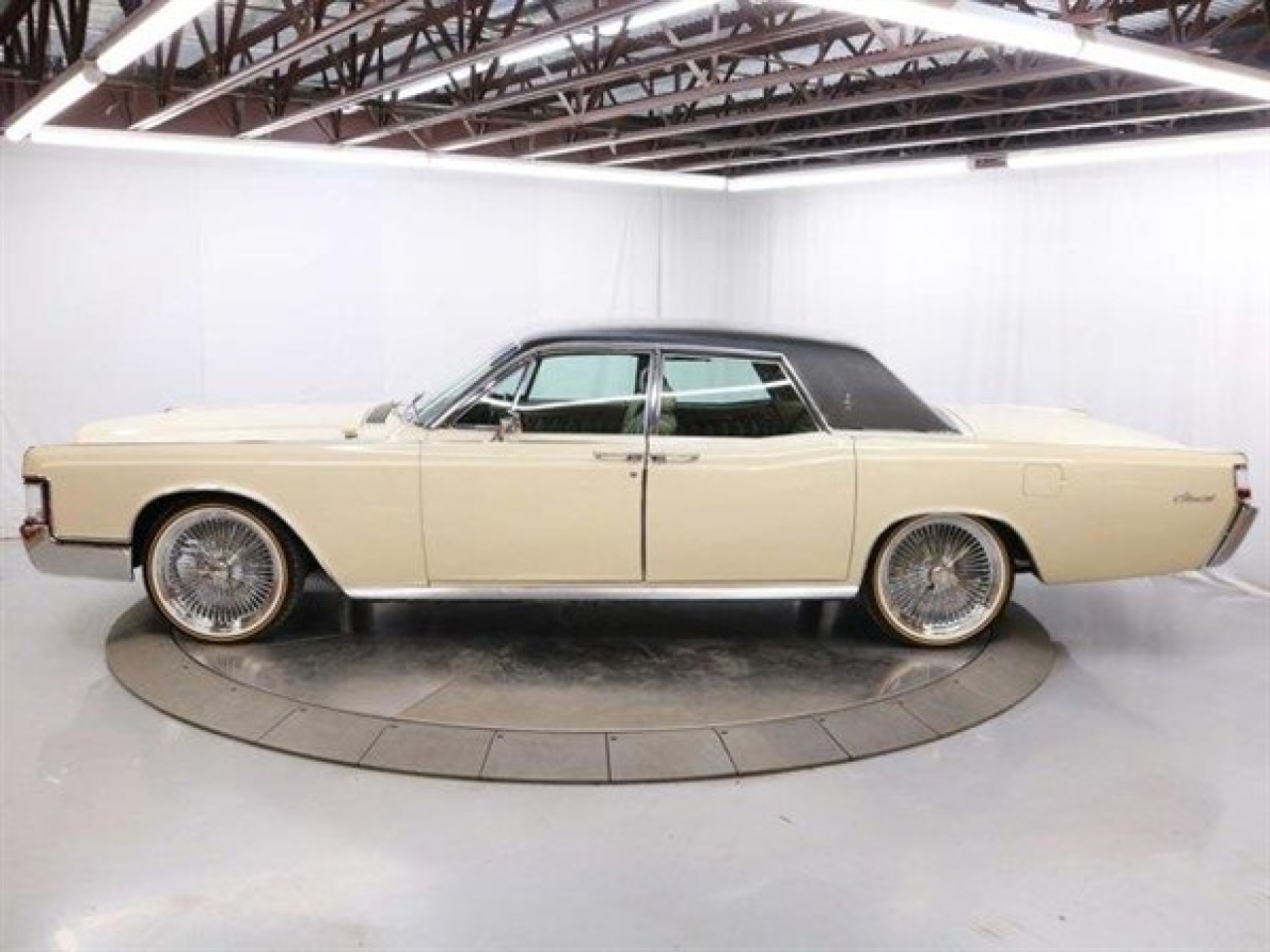 1969 Lincoln Continental