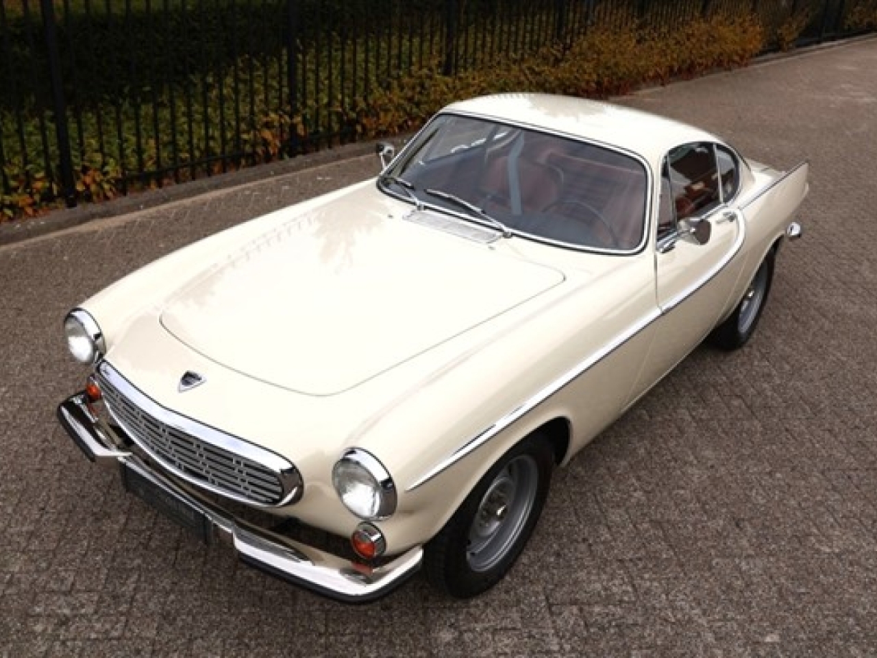 1966 Volvo P1800 S