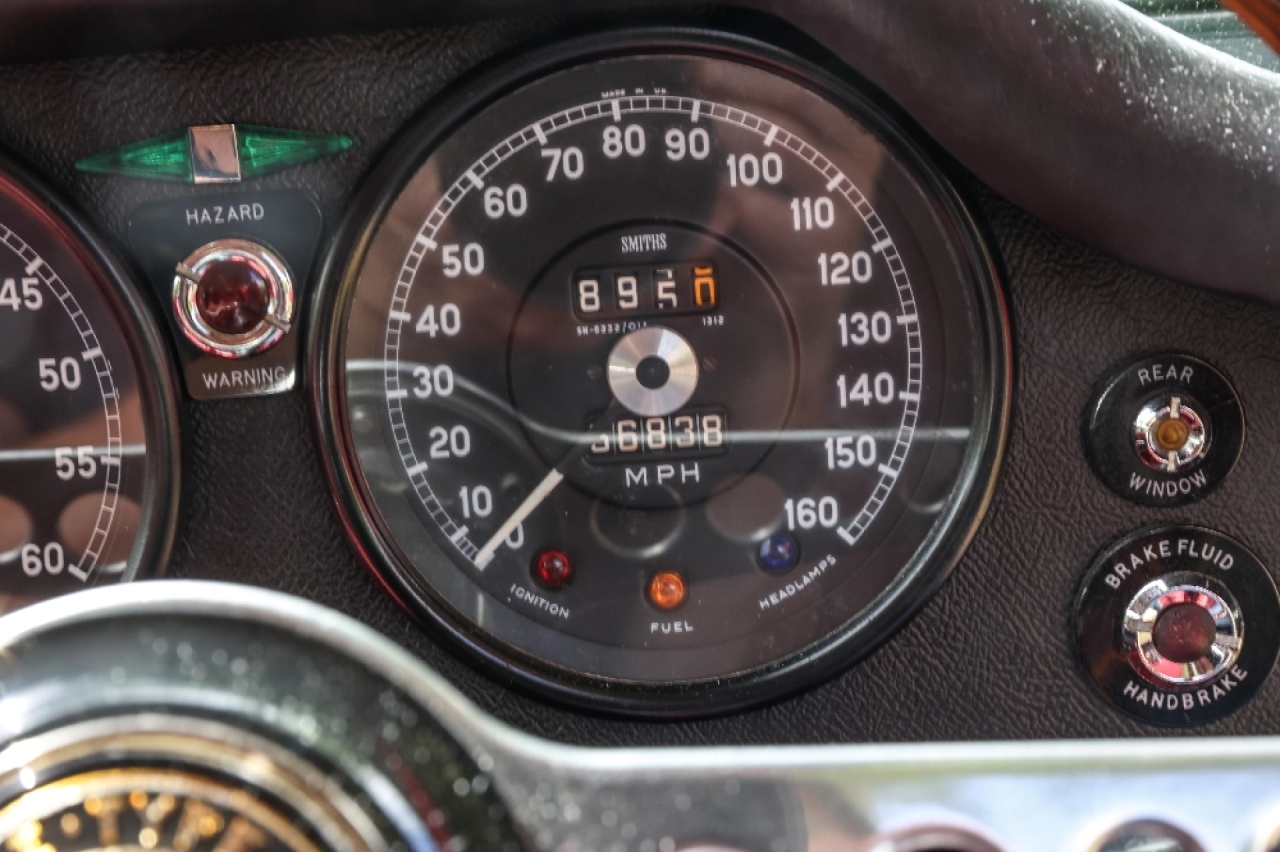 Jaguar E type series II 4.2 FHC