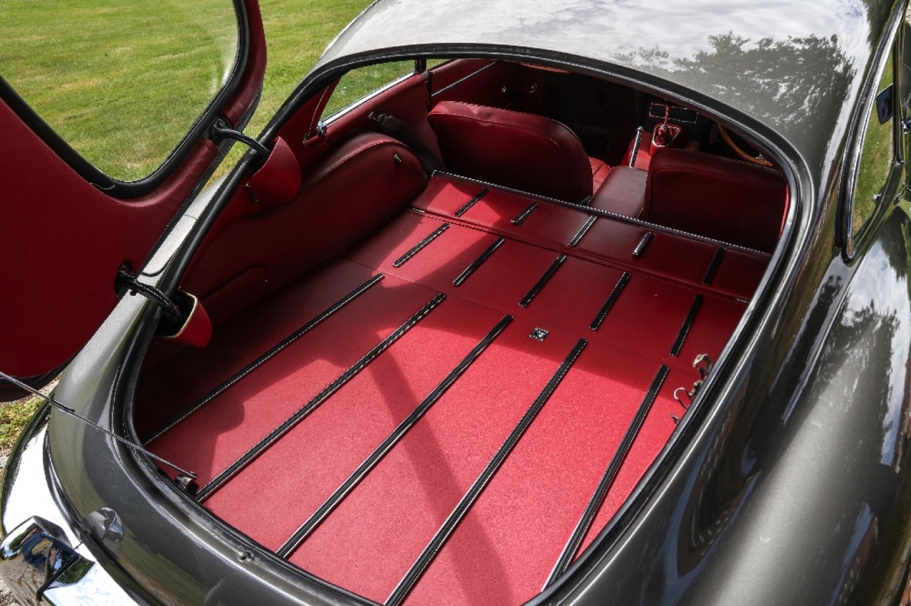 Jaguar E type series II 4.2 FHC
