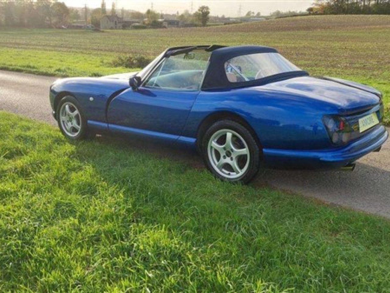 1999 TVR  Chimaera 4.5 GTS (Viper Blue)