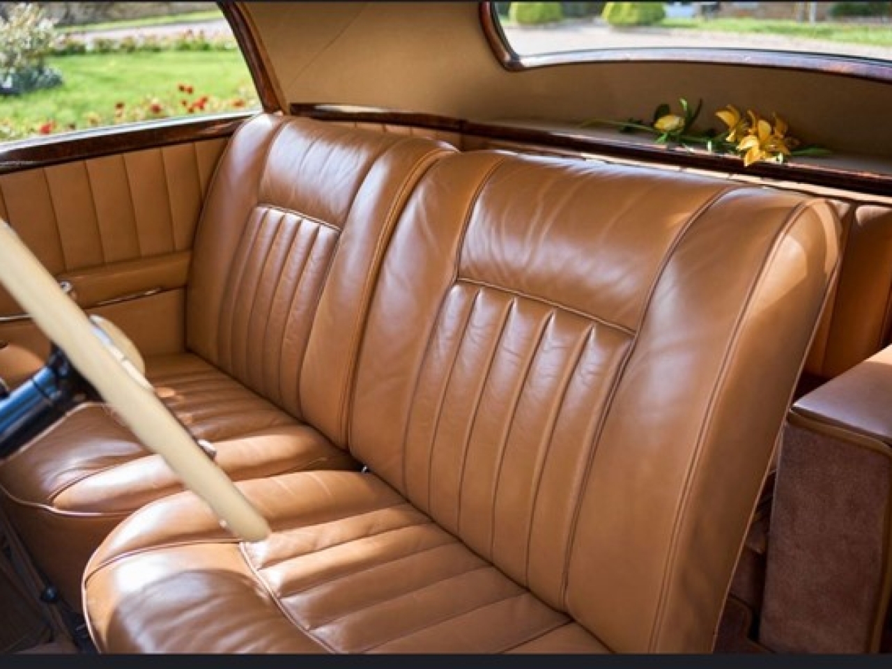 Mercedes-Benz 220 W187 Coupe