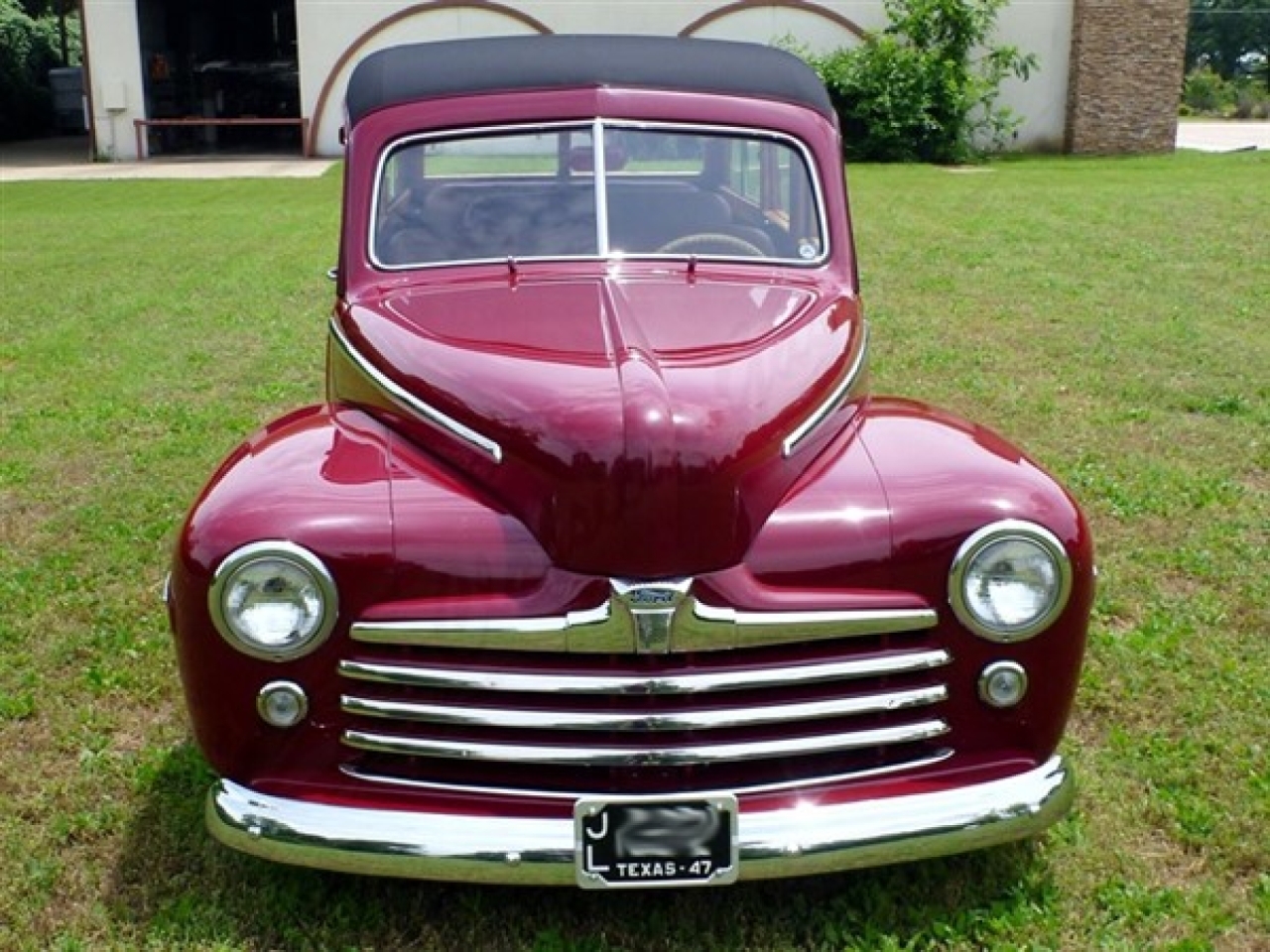 1947 Ford Super Deluxe Woodie Wagon
