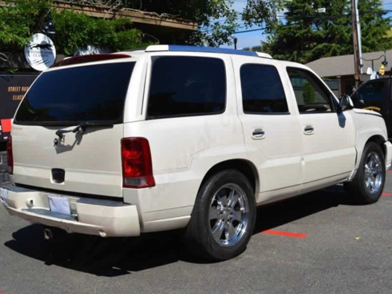 2004 Cadillac Escalade