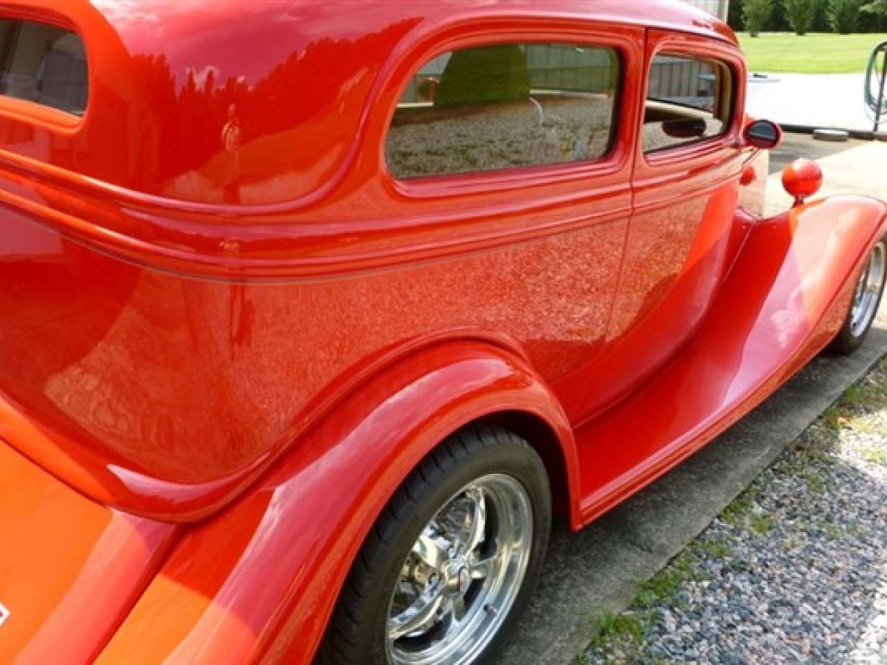 1933 Ford Custom Sedan