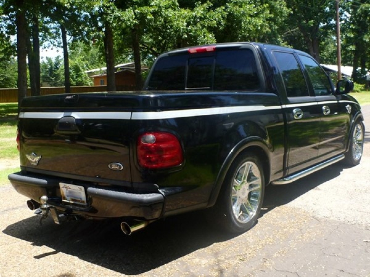 2003 Ford F150 (Harley Davidson Edition)
