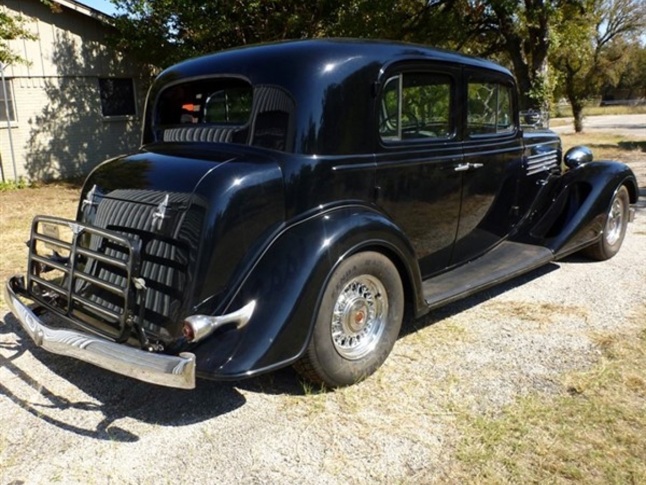 1935 Buick Series 90 Sedan