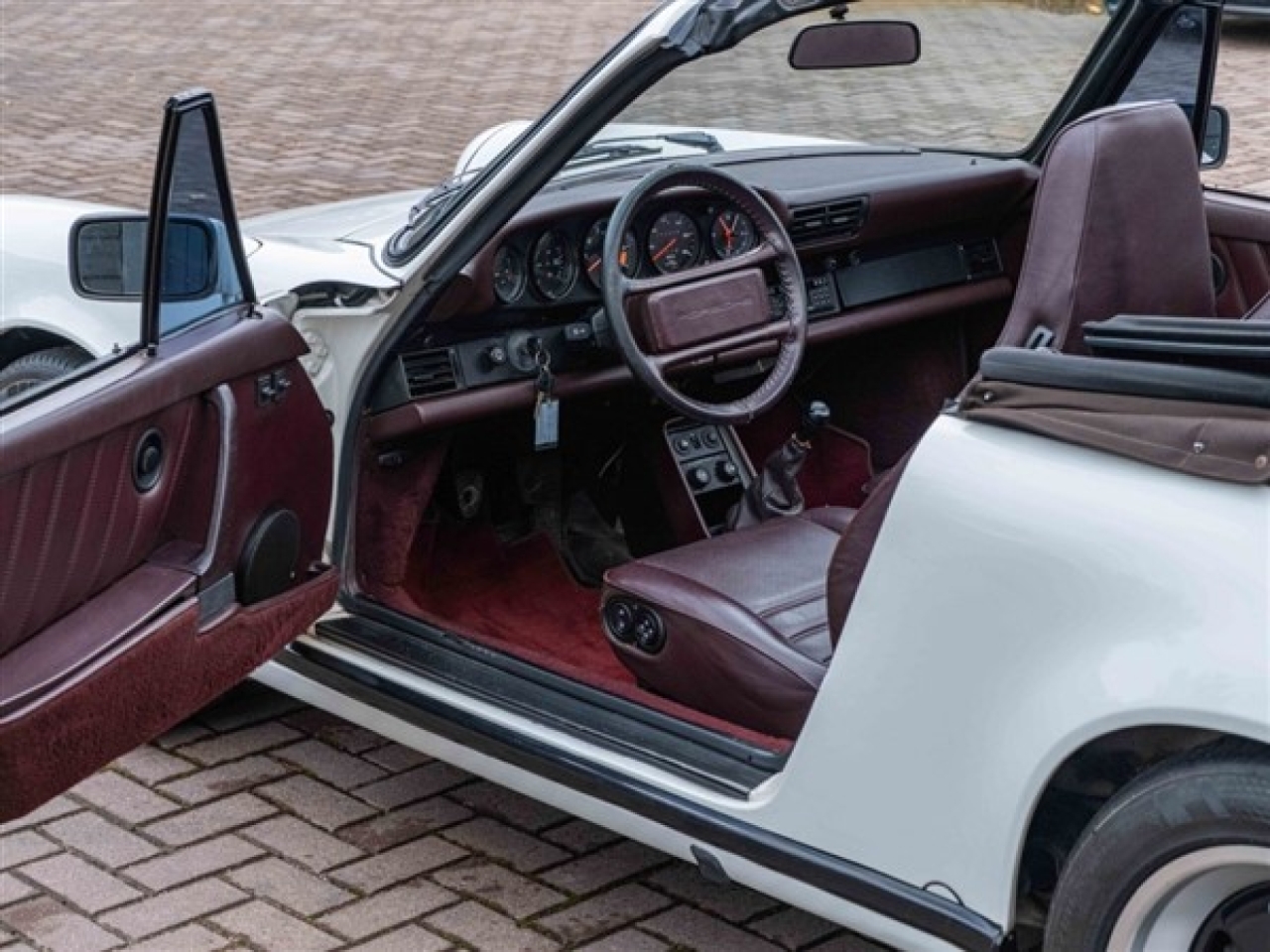 1985 Porsche 911 Convertible 3.2 Carrera