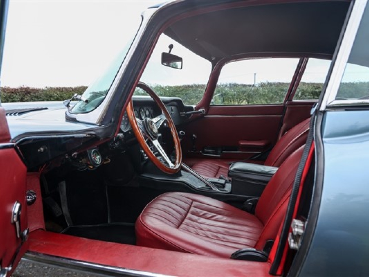 1969 Jaguar E-Type 4.2 Series II LHD Coupe