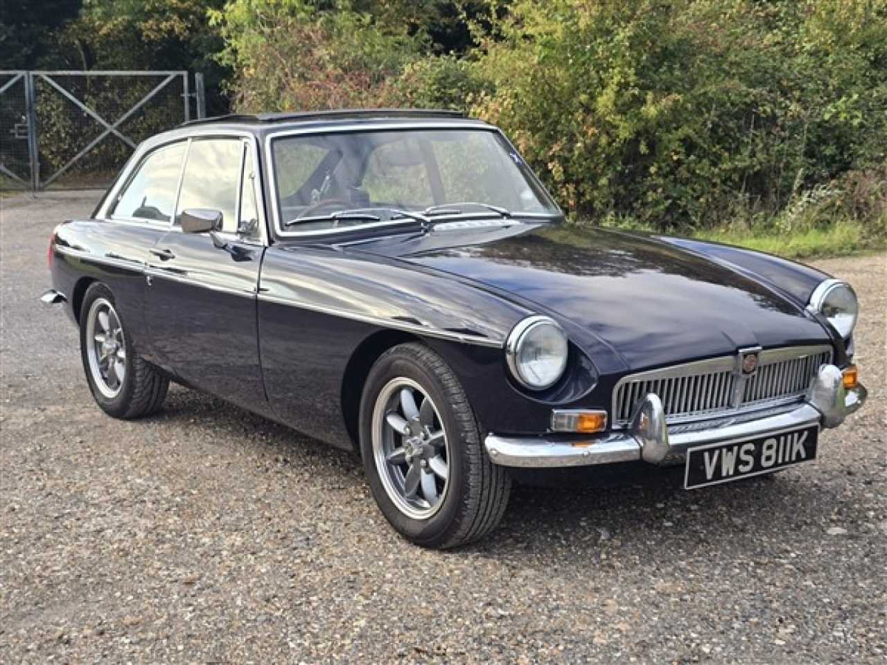 1972 MG B GT (Midnight Blue)