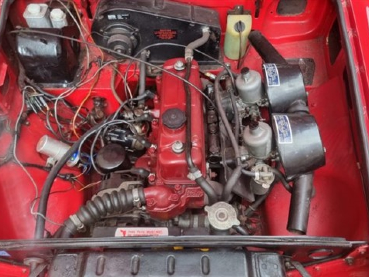 1969 MG B Roadster (Tartan Red)
