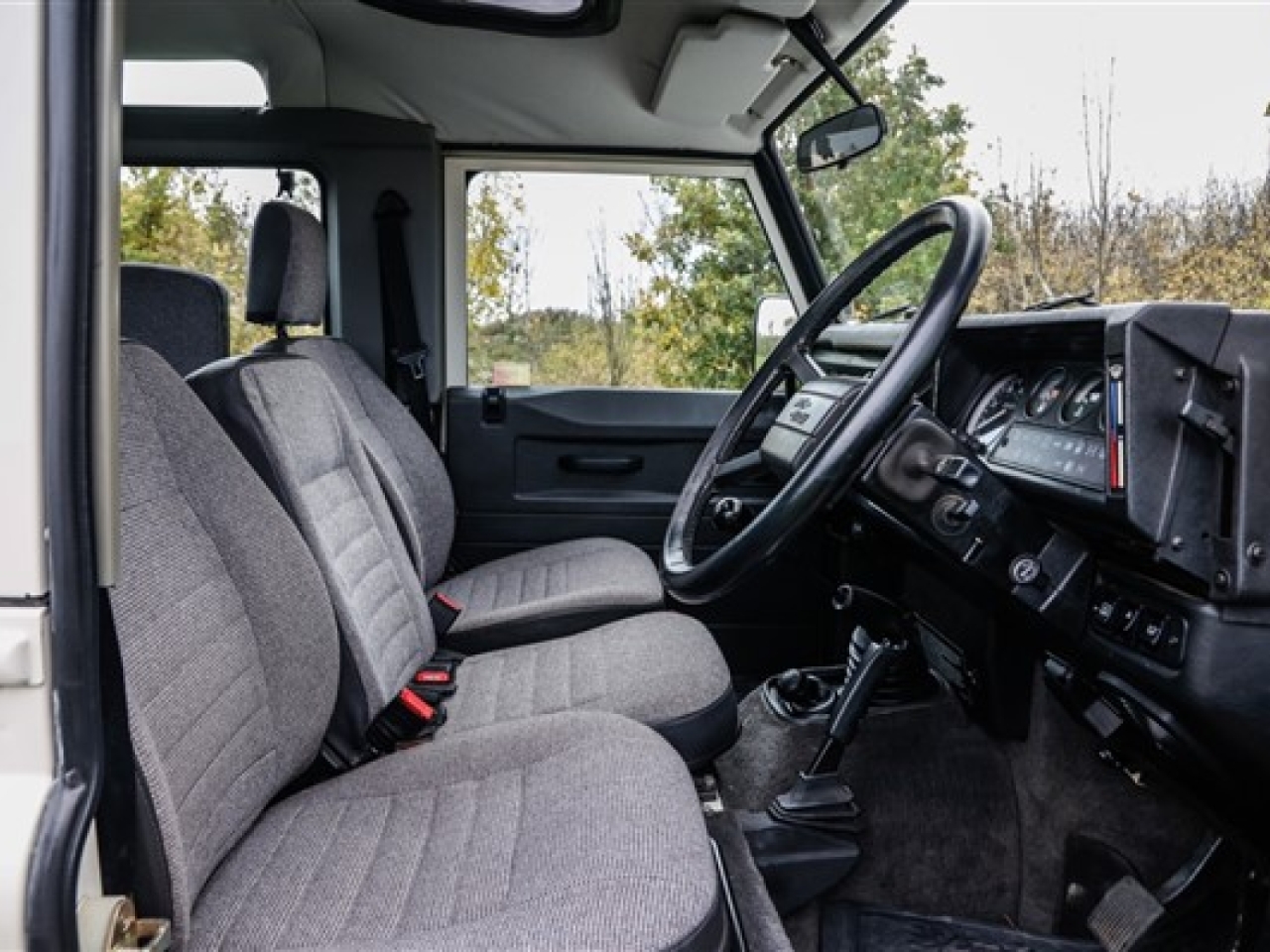 1989 Land Rover 90 V8 County Edition