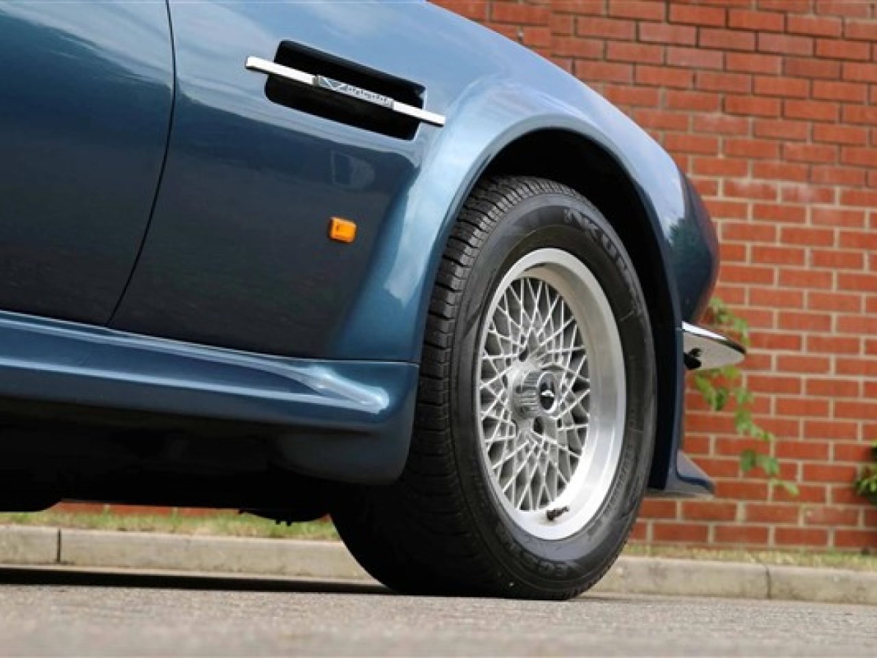1987 Aston Martin V8 Volante X-Pack