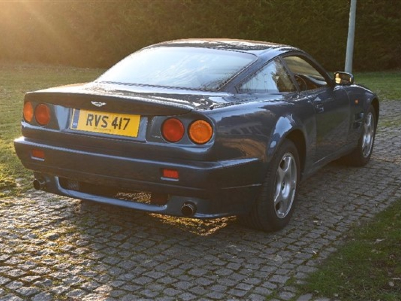 1998 Aston Martin V600