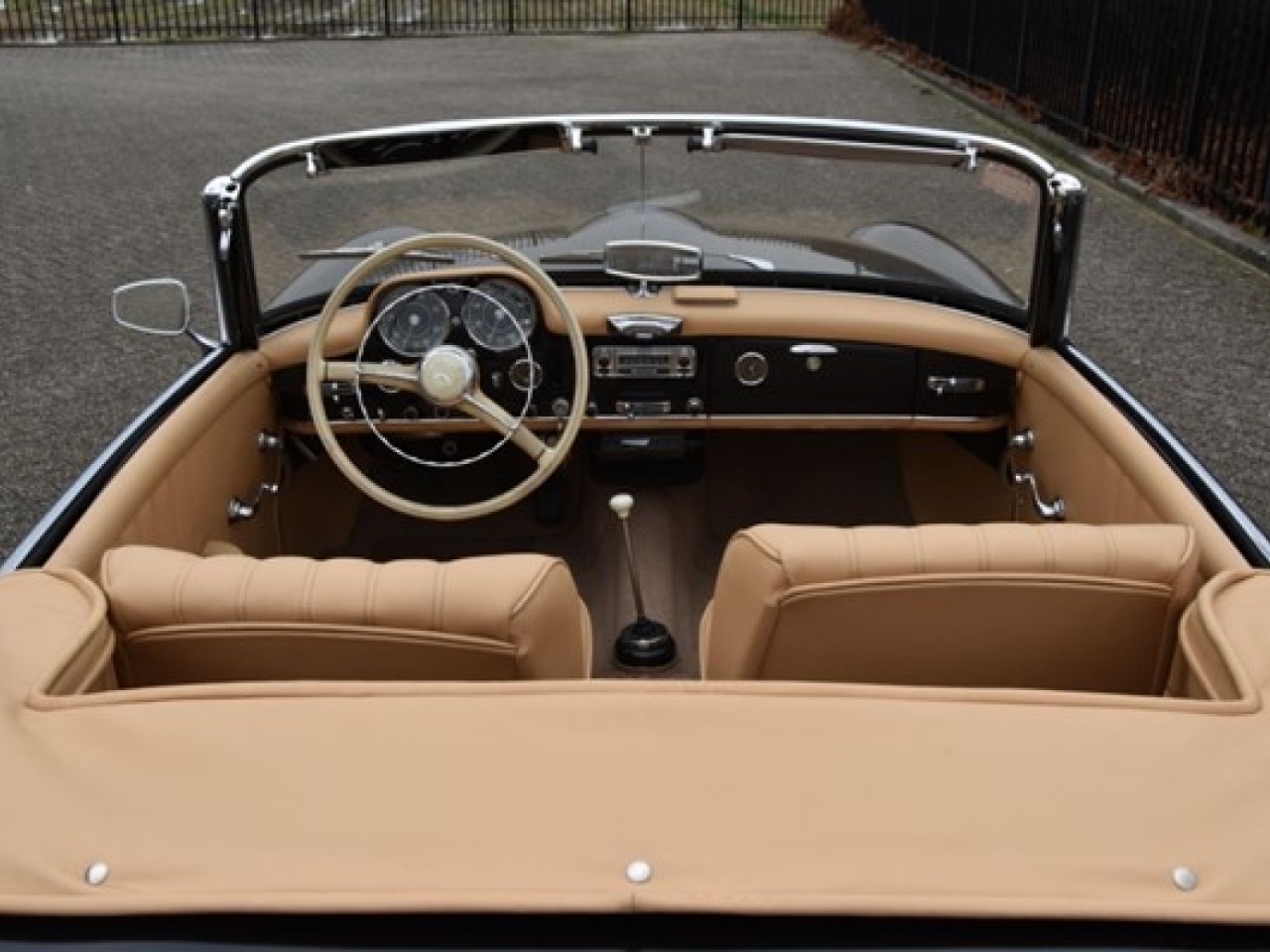 1957 Mercedes 190 SL