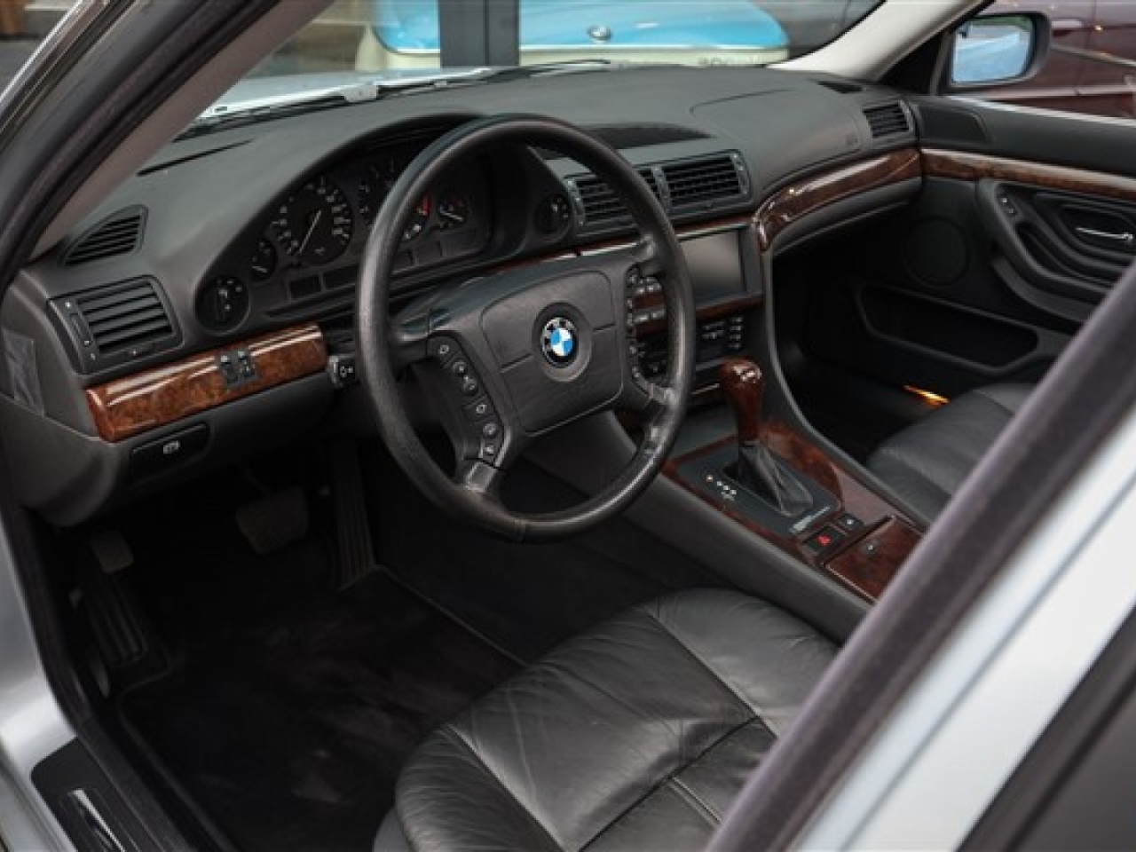 1997 BMW 735i