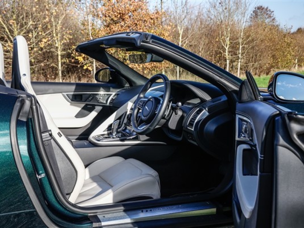 2021 Jaguar F-Type 2.0 R-Dynamic Convertible