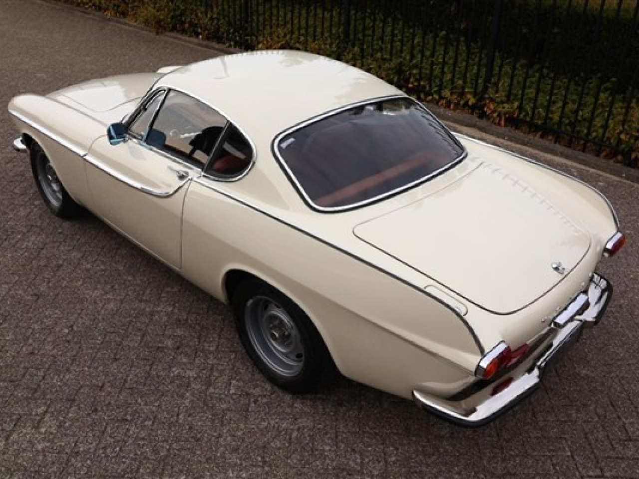 1966 Volvo P1800 S