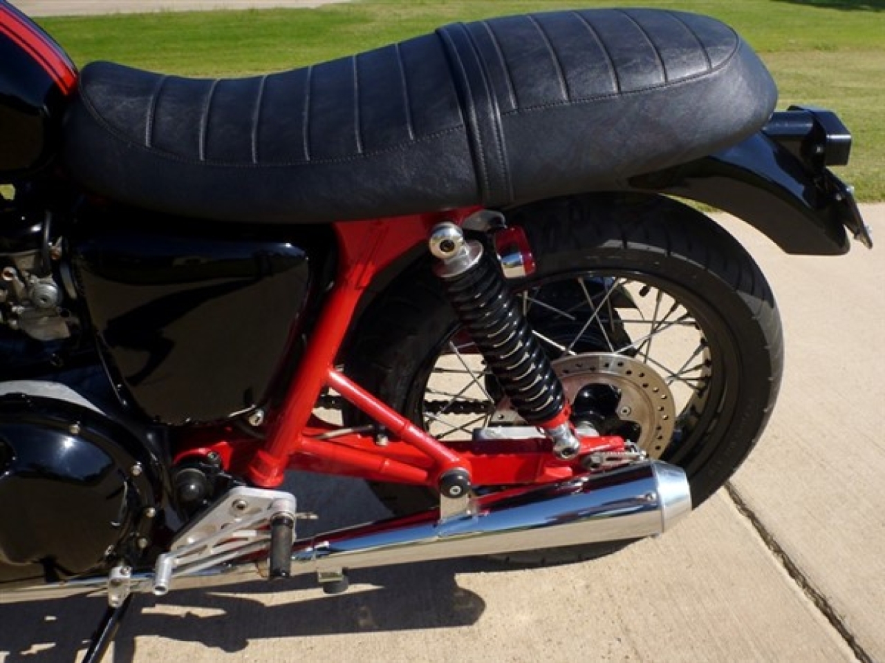 2001 Triumph Bonneville Custom