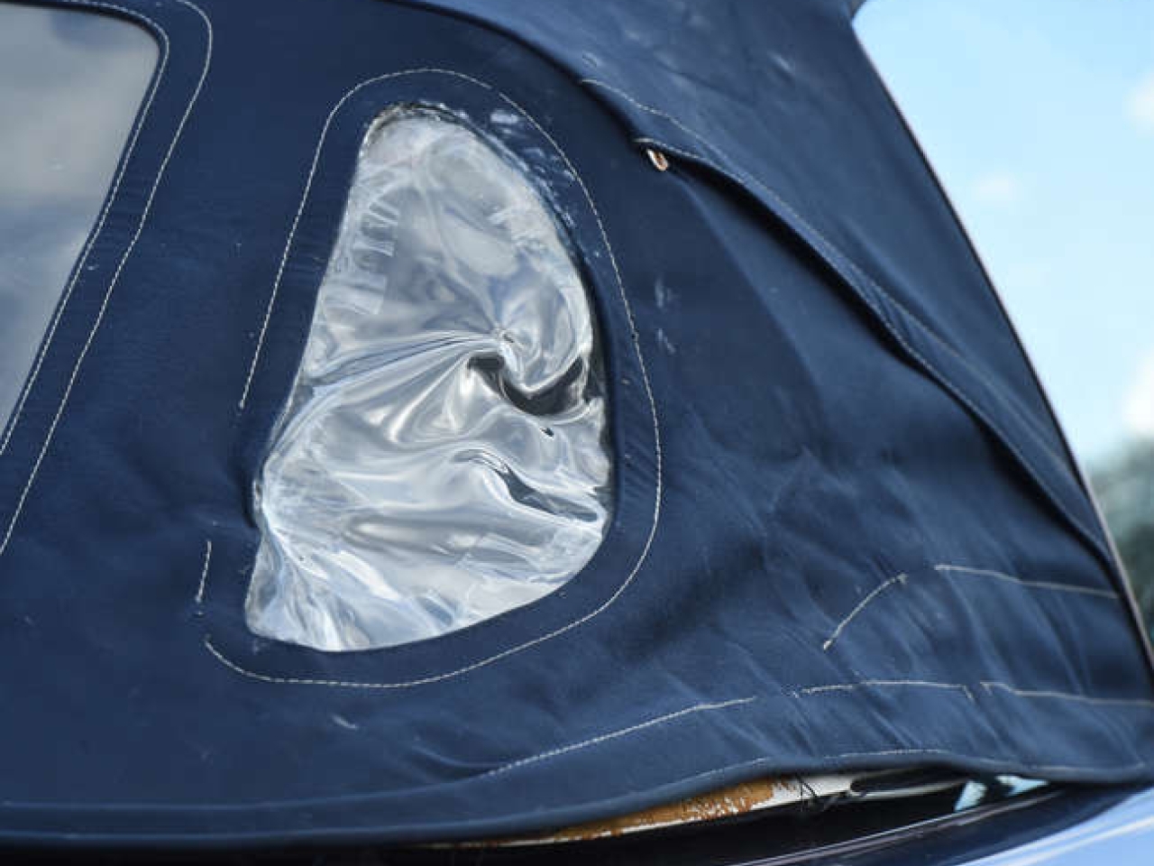 1994 Mercedes-Benz SL320