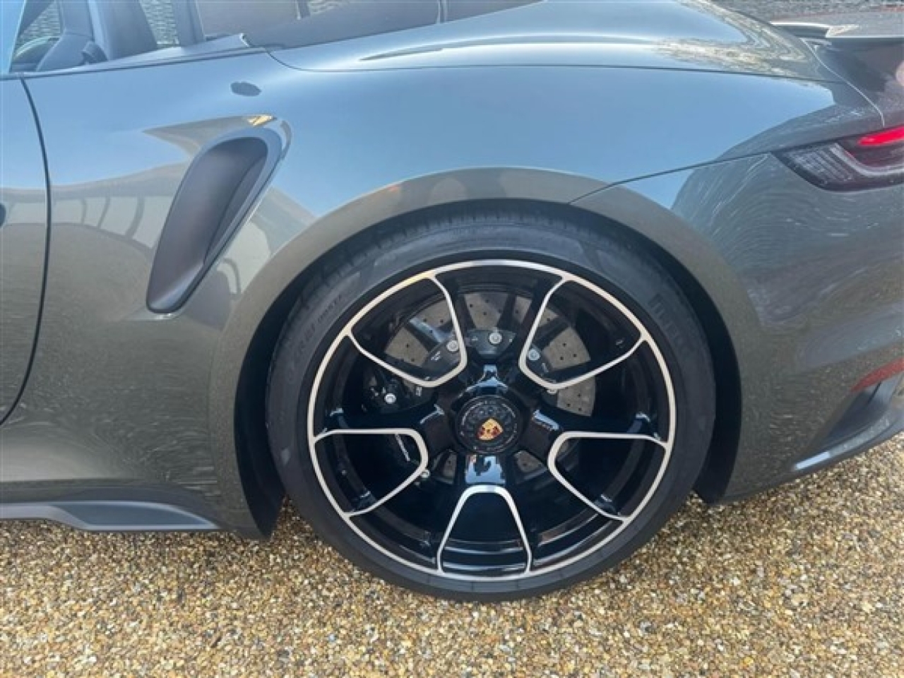 2023 Porsche 911 (992) Turbo S