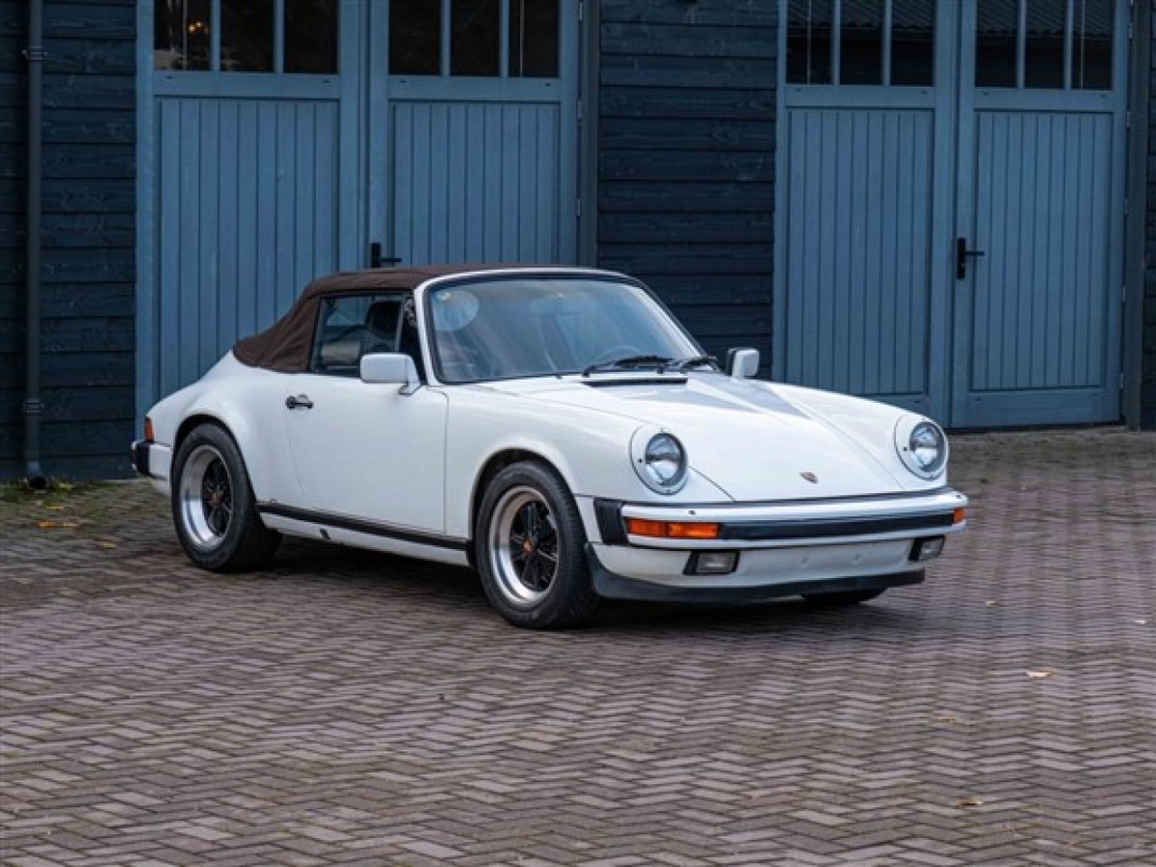 1985 Porsche 911 Convertible 3.2 Carrera
