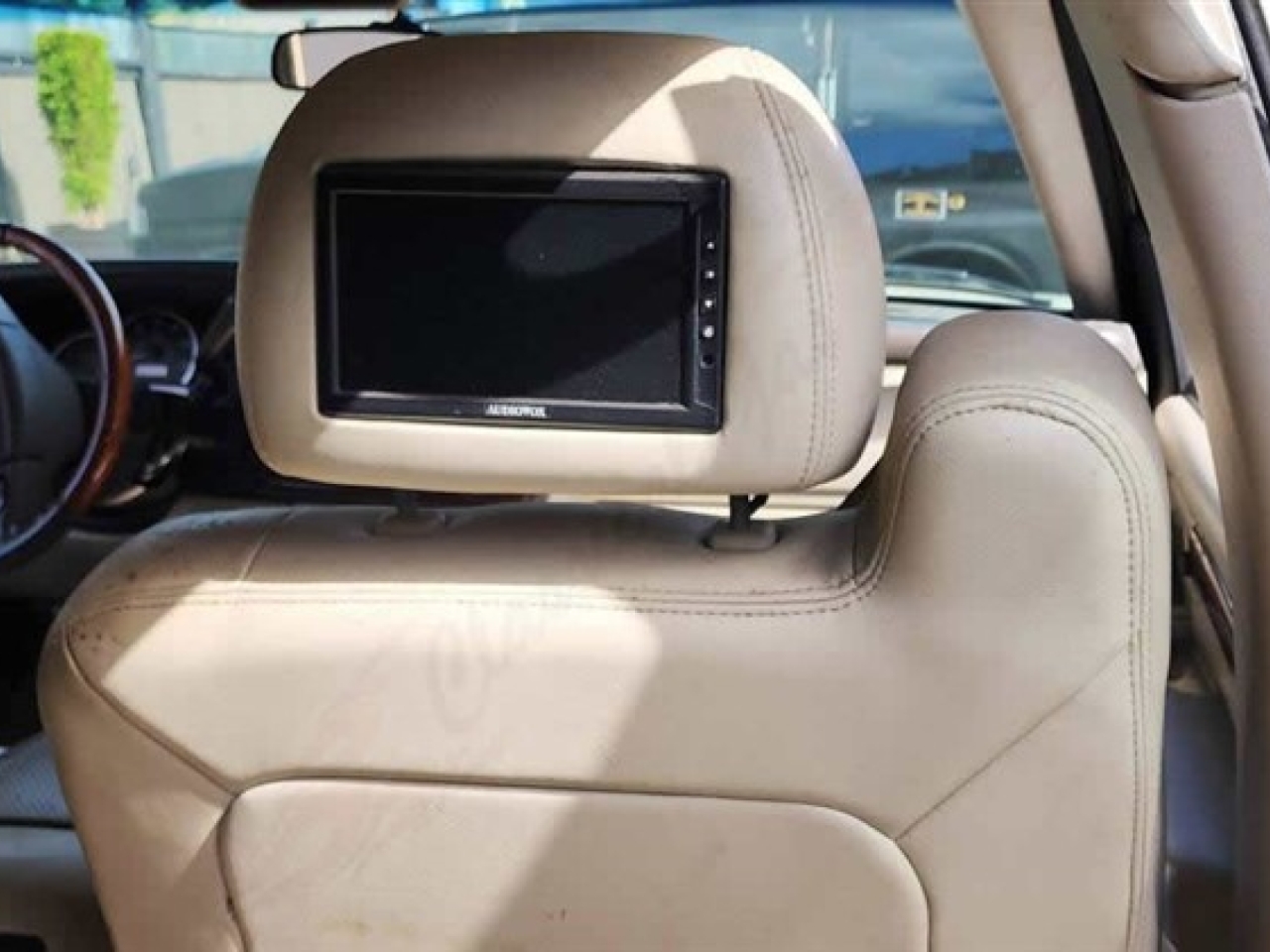 2004 Cadillac Escalade