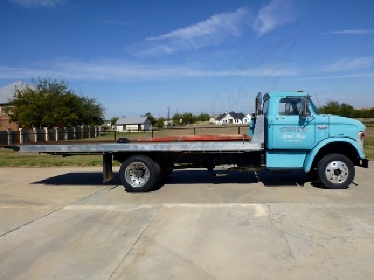 1965 Ford N600 Rollback Wrecker