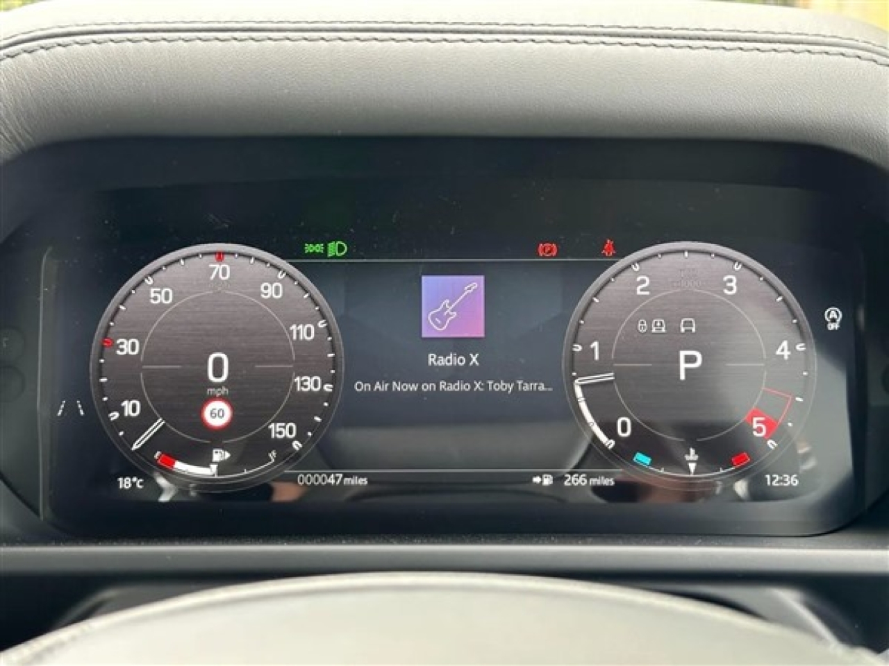 2025 Land Rover Defender 90