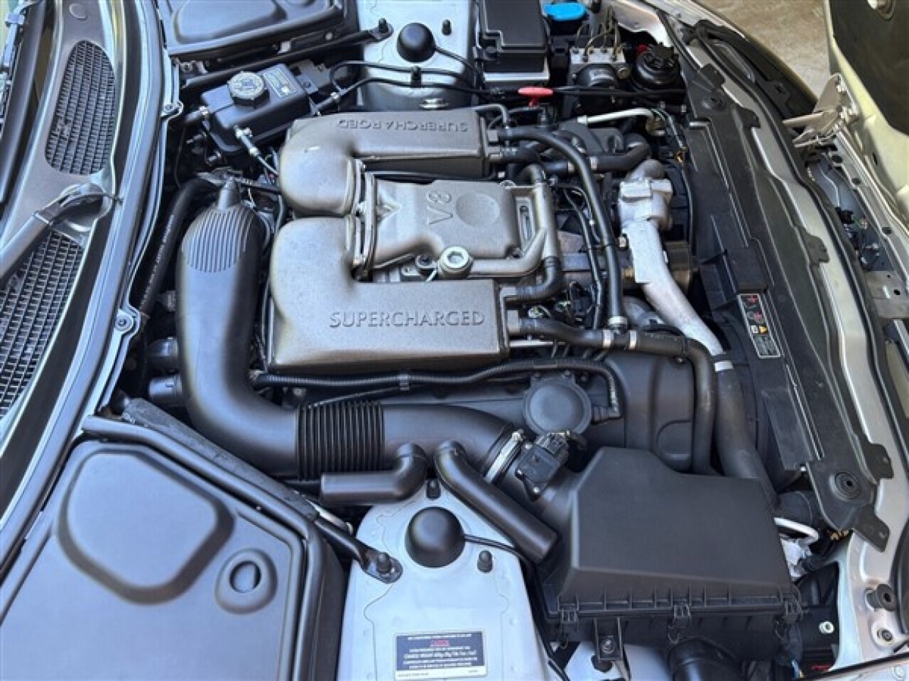 Jaguar XKR 4.2 Recaro- Full History. Only 117.330 km.