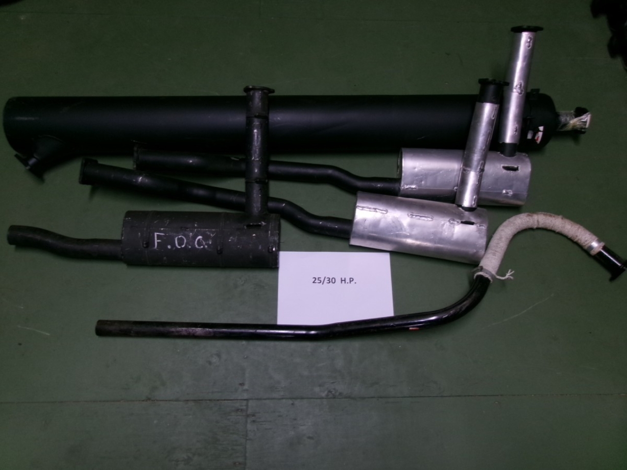 2x Front expansion box and 1x Main silencer and 1x Tail pipe