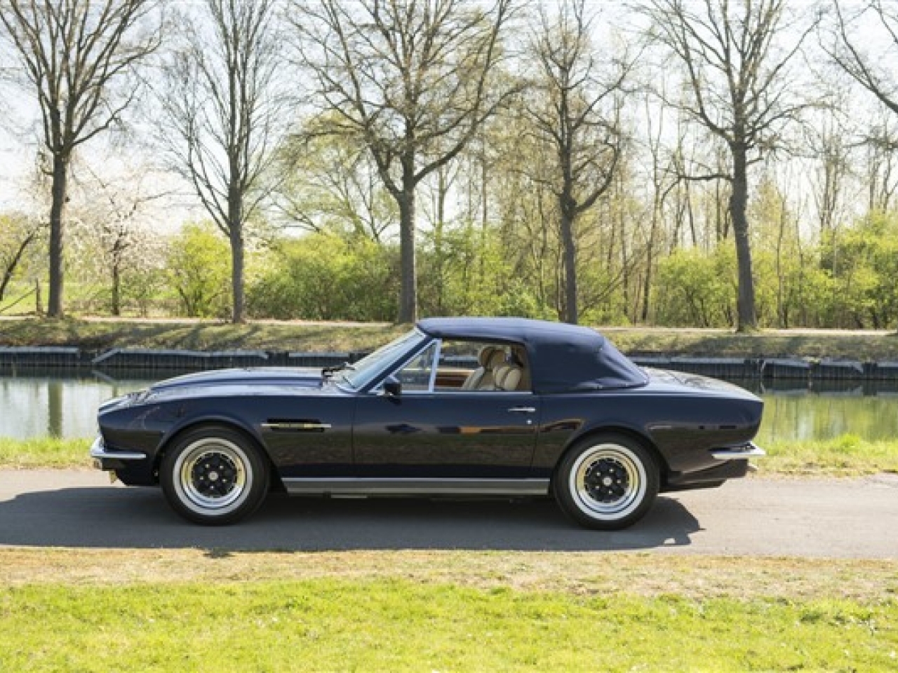 1979 Aston Martin V8 Volante Convertible