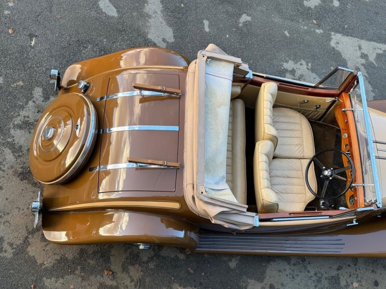 1933 Bentley 3.5 Litre Barker Sporting Drophead Coupe B17AE