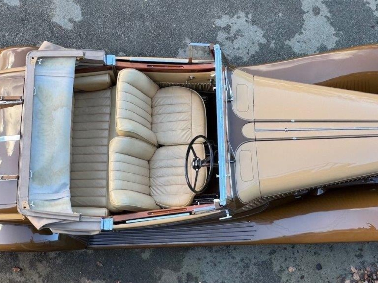 1933 Bentley 3.5 Litre Barker Sporting Drophead Coupe B17AE