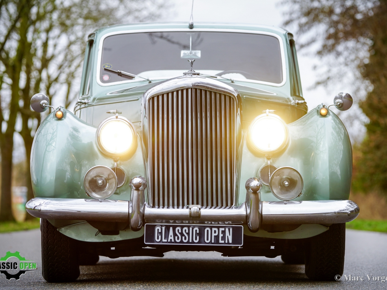 Classic Bentley R-type LHD Automatic