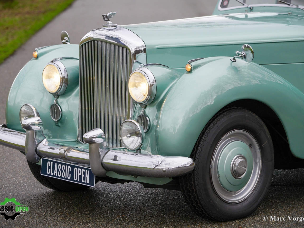 Classic Bentley R-type LHD Automatic