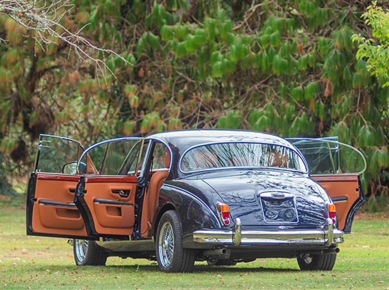 Beacham Jaguar MK2