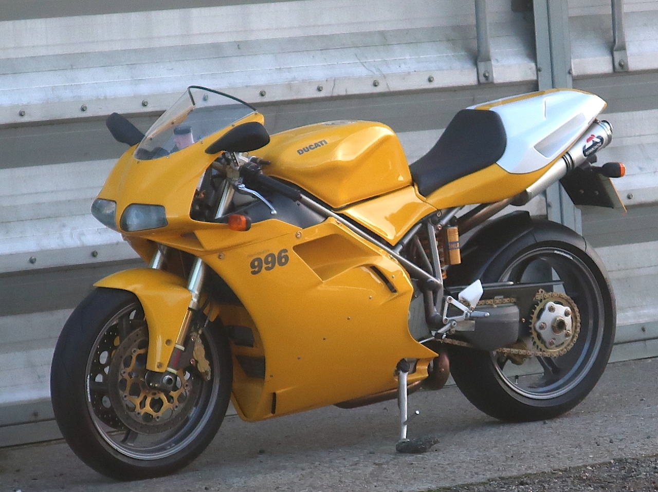 2002 Ducati 996S